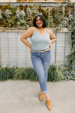 Load image into Gallery viewer, Better Days Vintage Wash Boyfriend Jeans