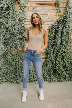 Load image into Gallery viewer, Better Days Vintage Wash Boyfriend Jeans