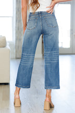 Load image into Gallery viewer, Betty High Rise Vintage Wash Wide Leg Crop Jeans