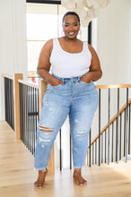 Load image into Gallery viewer, Claire High-Rise Slim Straight Leg Jeans