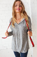 Load image into Gallery viewer, Grey Leopard Print &amp; Plaid Drawstring Hoodie