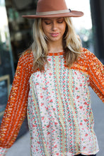 Load image into Gallery viewer, Rust &amp; Taupe Vertical Floral Color Block Bubble Sleeve Top