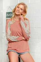 Load image into Gallery viewer, Mauve Hacci Two Tone Cross Detail Sleeve Top