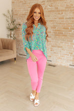 Load image into Gallery viewer, Magic Ankle Crop Skinny Pants in Dark Pink