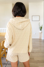 Load image into Gallery viewer, Chilling Out Quilted Pullover