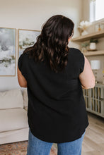 Load image into Gallery viewer, Elevate Everyday Blouse in Black