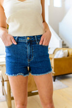 Load image into Gallery viewer, Harlow High Rise Vintage Cut Off Shorts