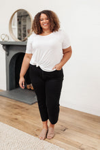 Load image into Gallery viewer, High Waist Mom Fit Jeans In Black