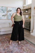 Load image into Gallery viewer, Modern Classic Wide Leg Crop Pants in Black