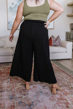 Load image into Gallery viewer, Modern Classic Wide Leg Crop Pants in Black