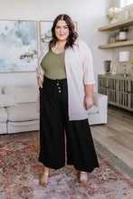 Load image into Gallery viewer, Modern Classic Wide Leg Crop Pants in Black