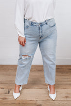 Load image into Gallery viewer, New Me Distressed Jeans