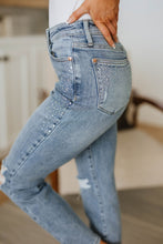 Load image into Gallery viewer, Reese Rhinestone Slim Fit Jeans