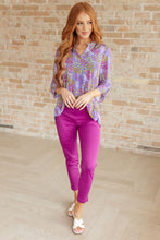 Load image into Gallery viewer, Magic Ankle Crop Skinny Pants in Spring Magenta